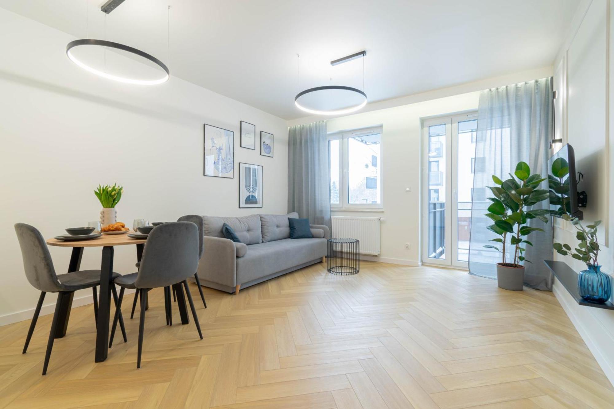 Blue Apartment Ceglana - Free Parking - Self Check-In Катовице Экстерьер фото