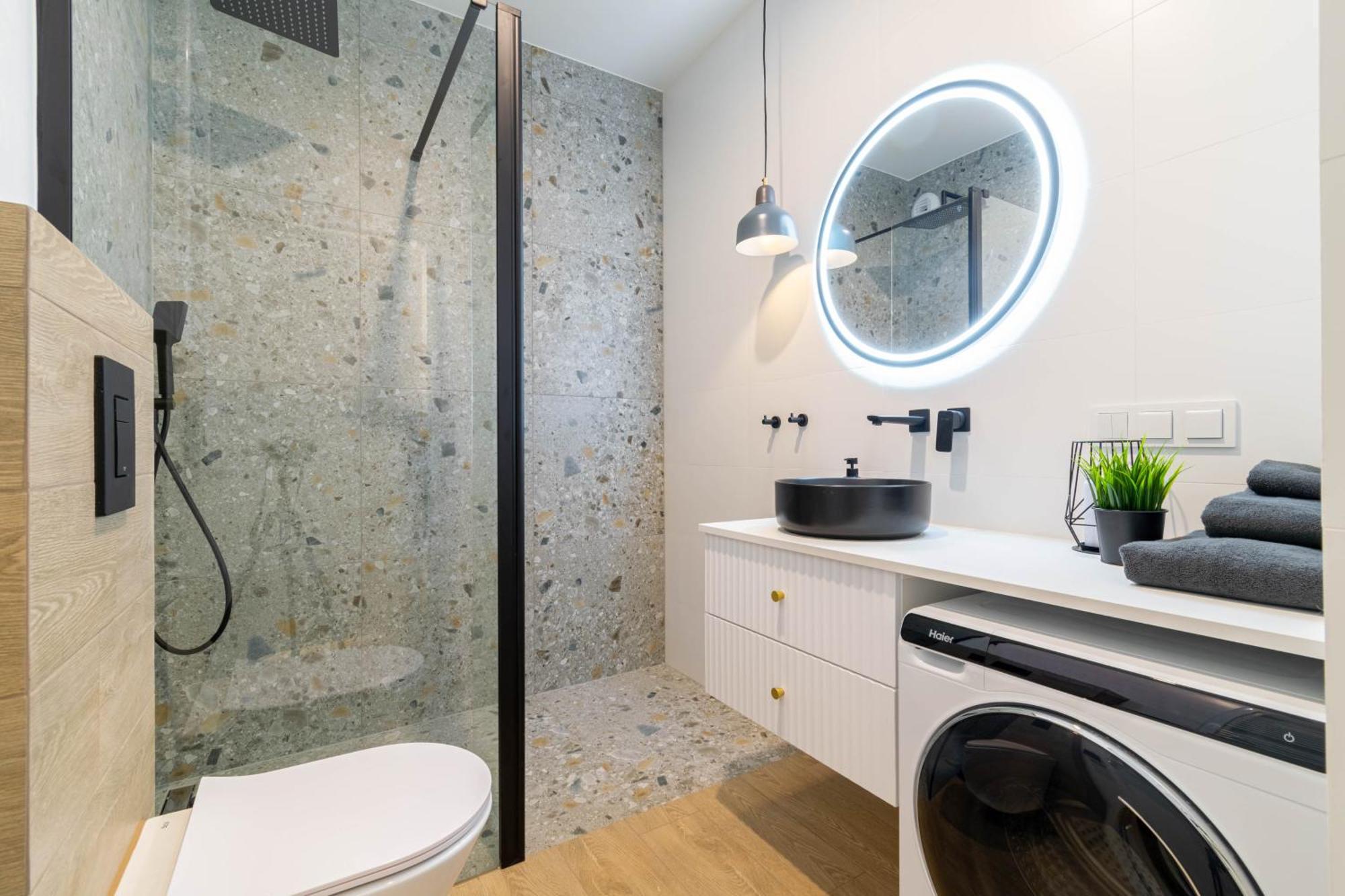 Blue Apartment Ceglana - Free Parking - Self Check-In Катовице Экстерьер фото